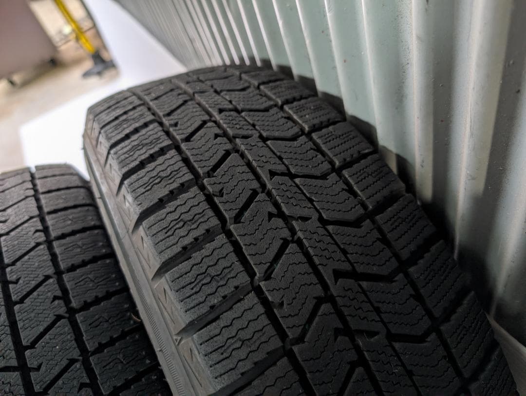 バリ溝　TOYOスタッドレス 175/65R14 タイヤホイール