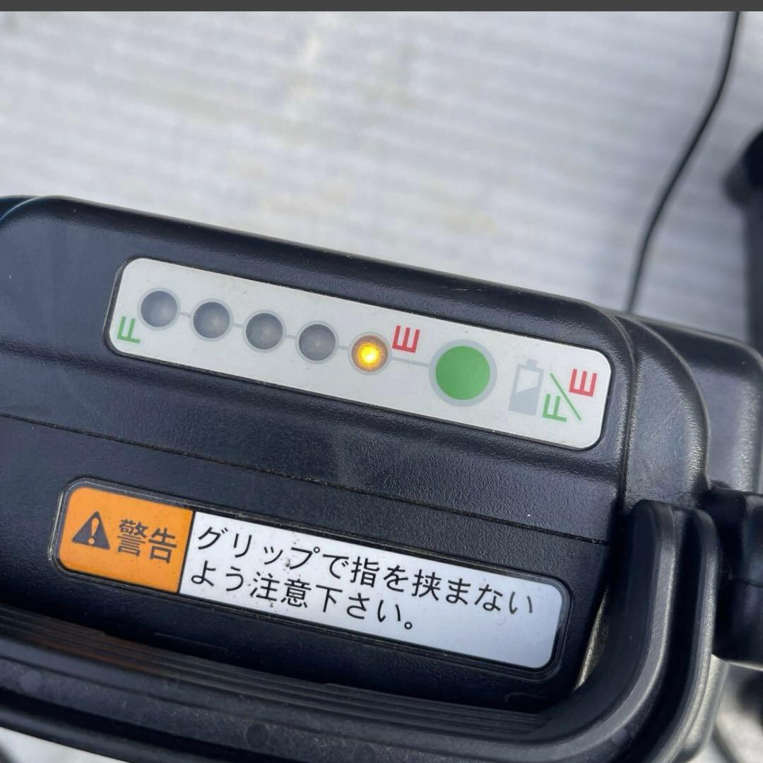 電動車椅子の充電バッテリー
