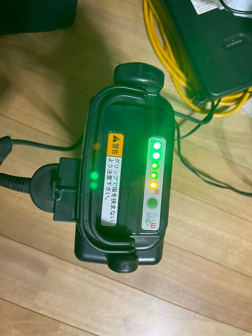 電動車椅子の充電バッテリー