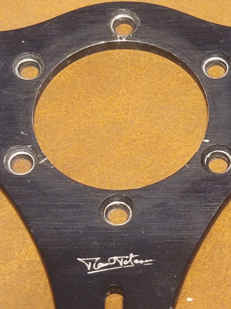 MOMO モモ　ロニーピーターソン　レザーステアリング　当時物　約350mm