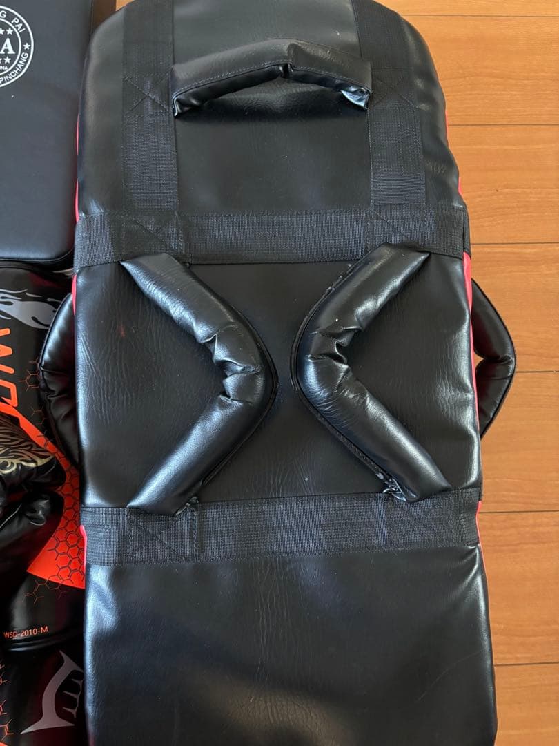 極真空手　フルコンタクト空手　キックボクシングパンチングミット オレンジ格闘技