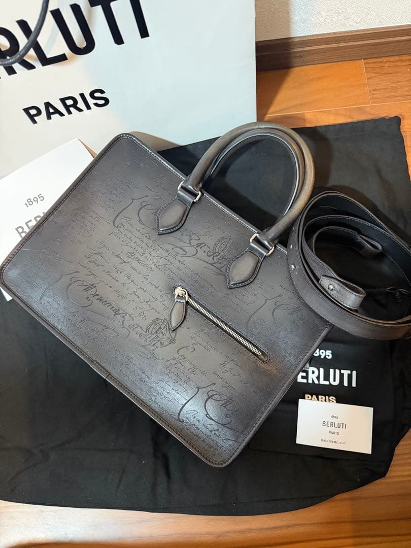 三連休値下　定価62万berlutiベルルッティ アンジュールミニブリーフケース
