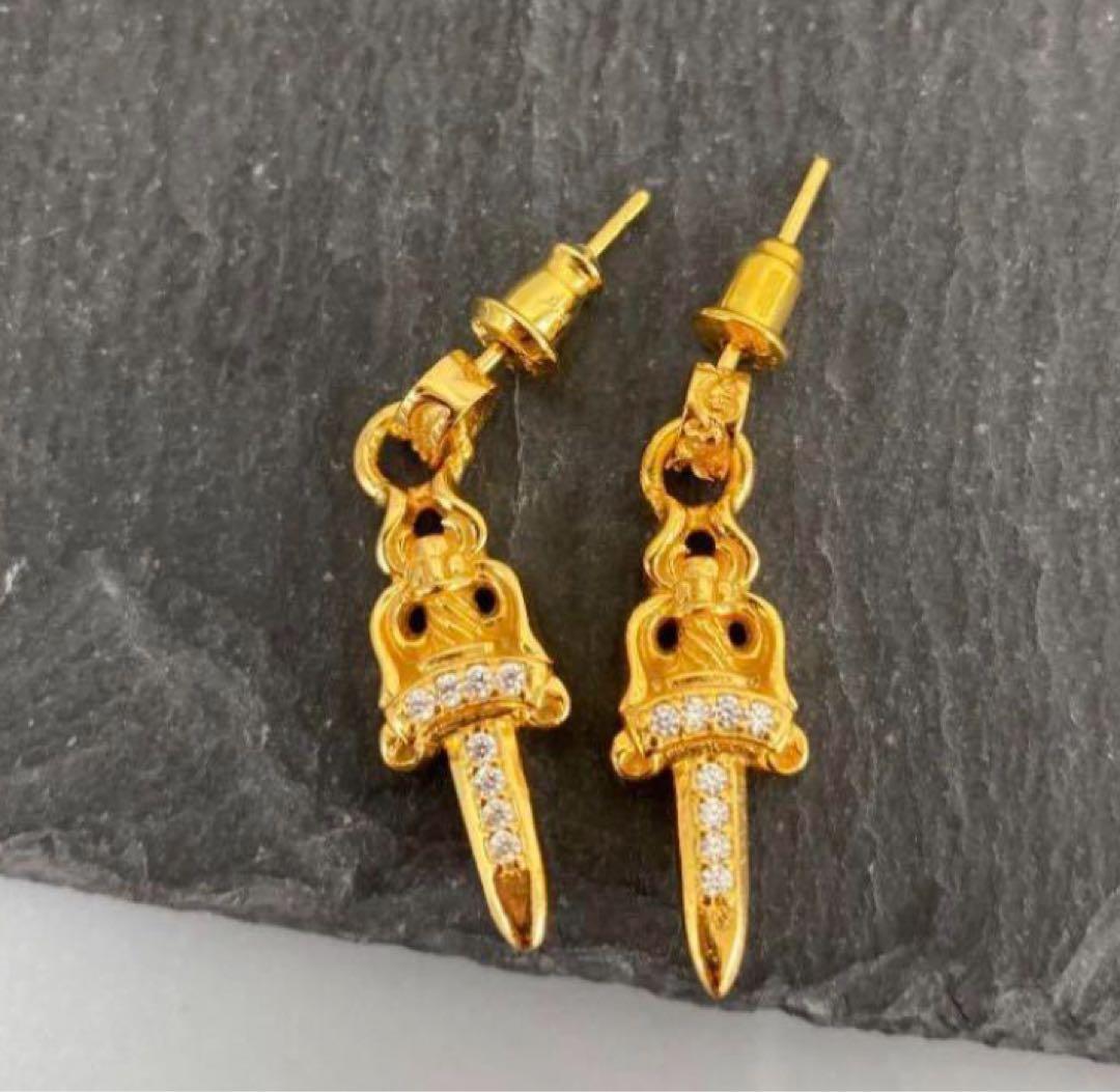 SILVER925ｘ22kgp 金色 ダガーピアス 人気 22k gp ゴールド