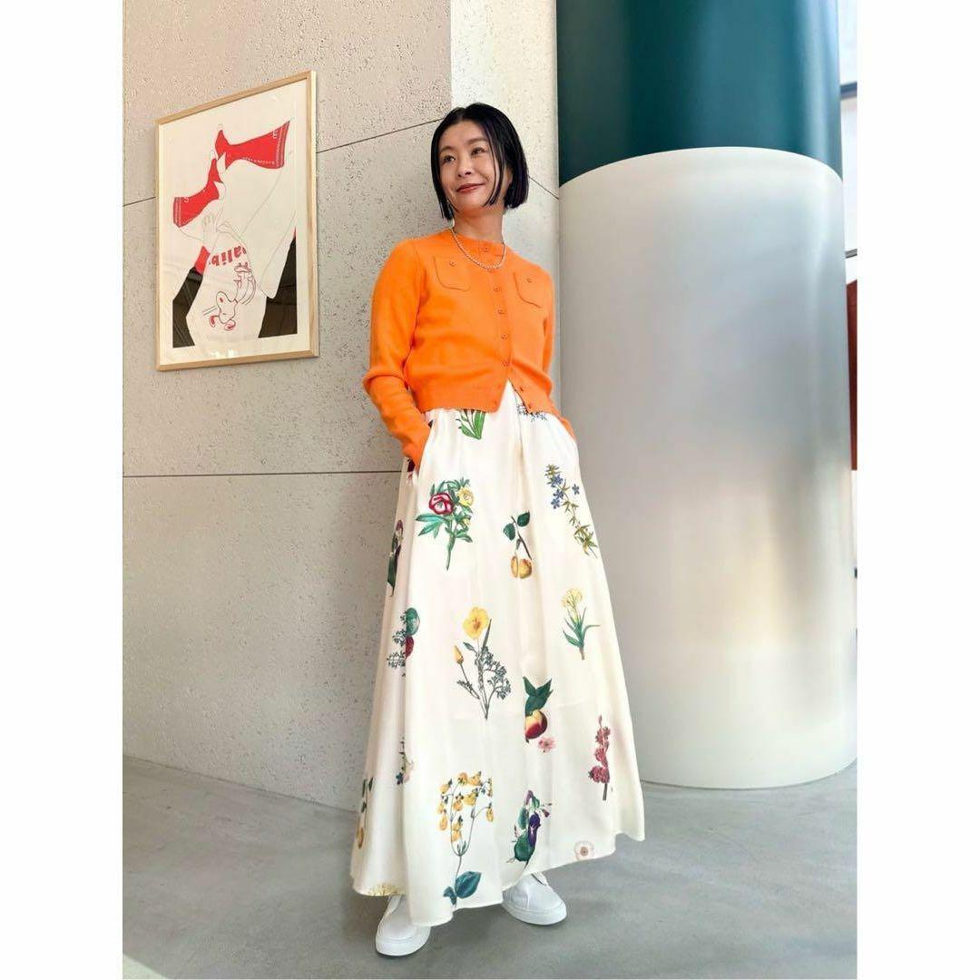 ♡新品タグ付き♡　キャバン　コットンカシミヤクルーネックカーディガン　オレンジ