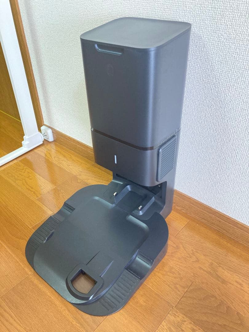 iRobot Roomba i3＋　自動ゴミ収集機能（クリーンベース）付き