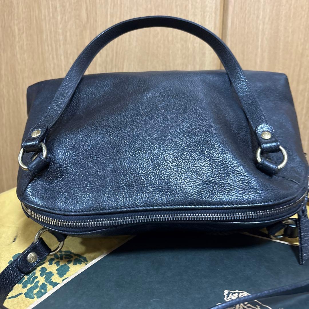 IL BISONTE ブラック レザー ハンドバッグ