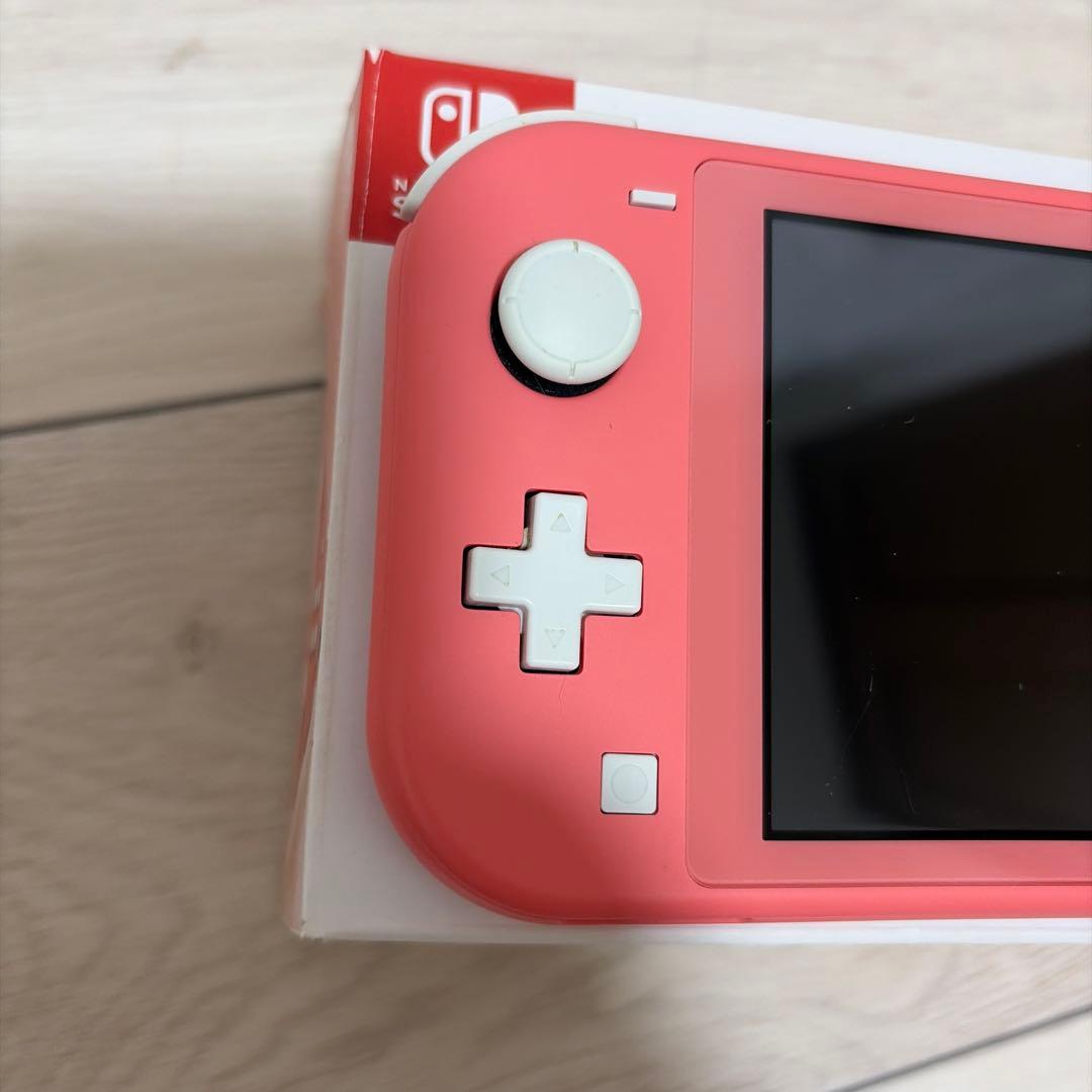 Switch lite コーラル 本体＋箱＋ACアダプター＋セーフティーガイド
