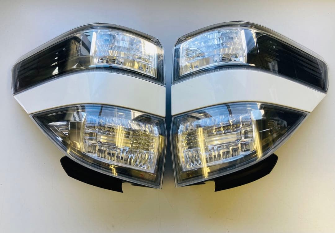 アルファード　20系　テールランプ　左右セット　GGH20W