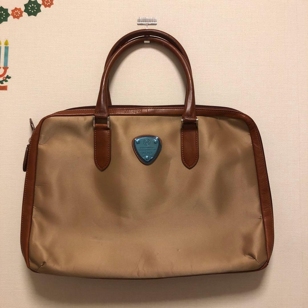 新品未使用✨ATAO ビジネスバッグ A4サイズ可能 ナイロン レザー ベージュ