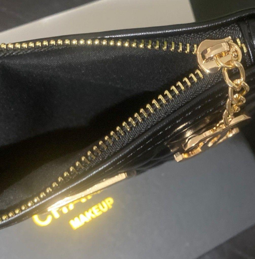 CHANEL メイクアップポーチ ブラック