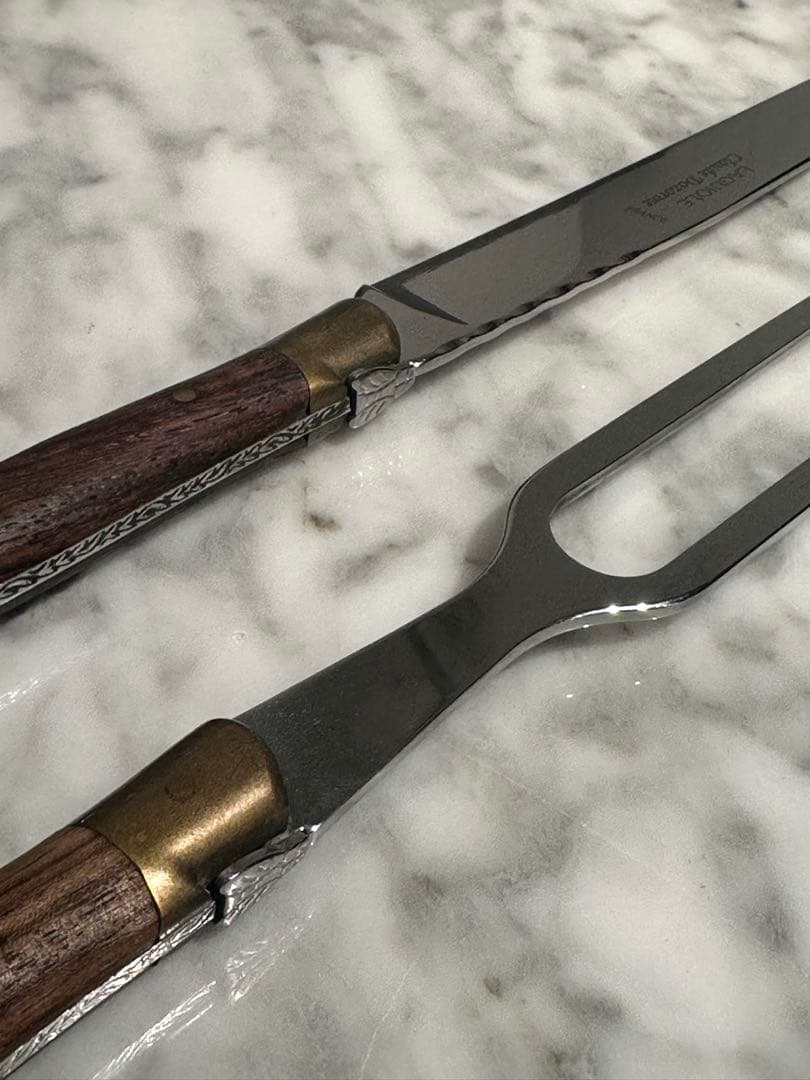 Claude Dozormeクロード・ドゾルム社製のライヨールデクパージュナイフ