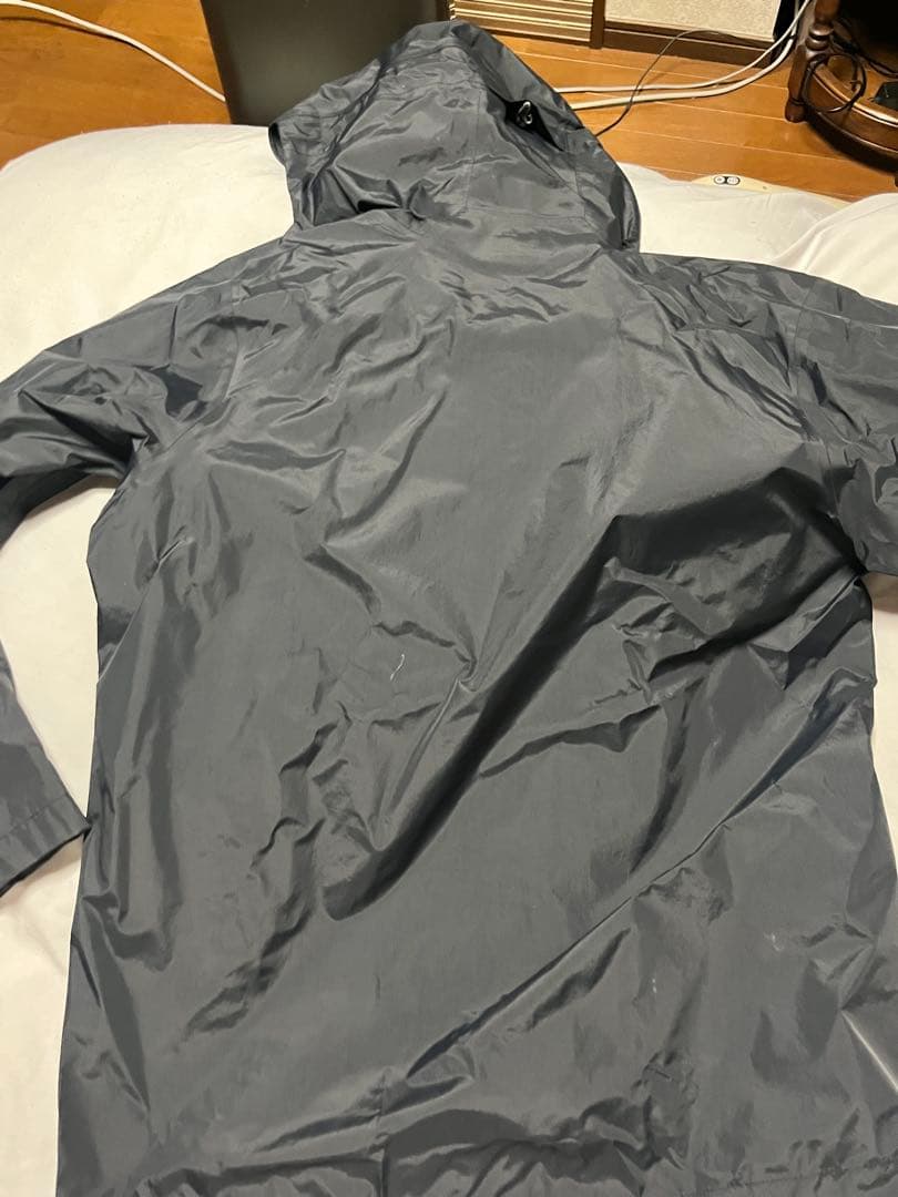 2/1まで値下げ！美品　patagonia ナイロンジャケット M 黒