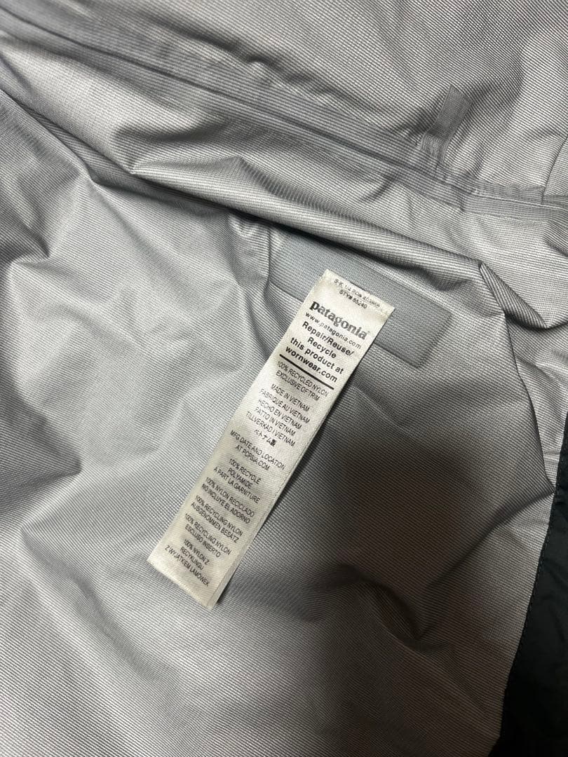 2/1まで値下げ！美品　patagonia ナイロンジャケット M 黒