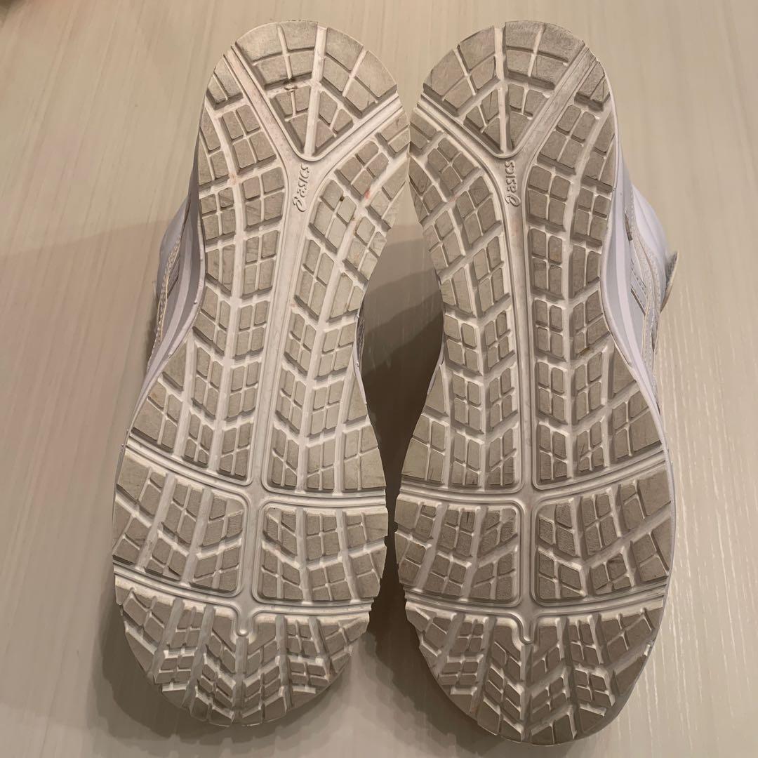 ASICS ホワイト ハイカット安全靴