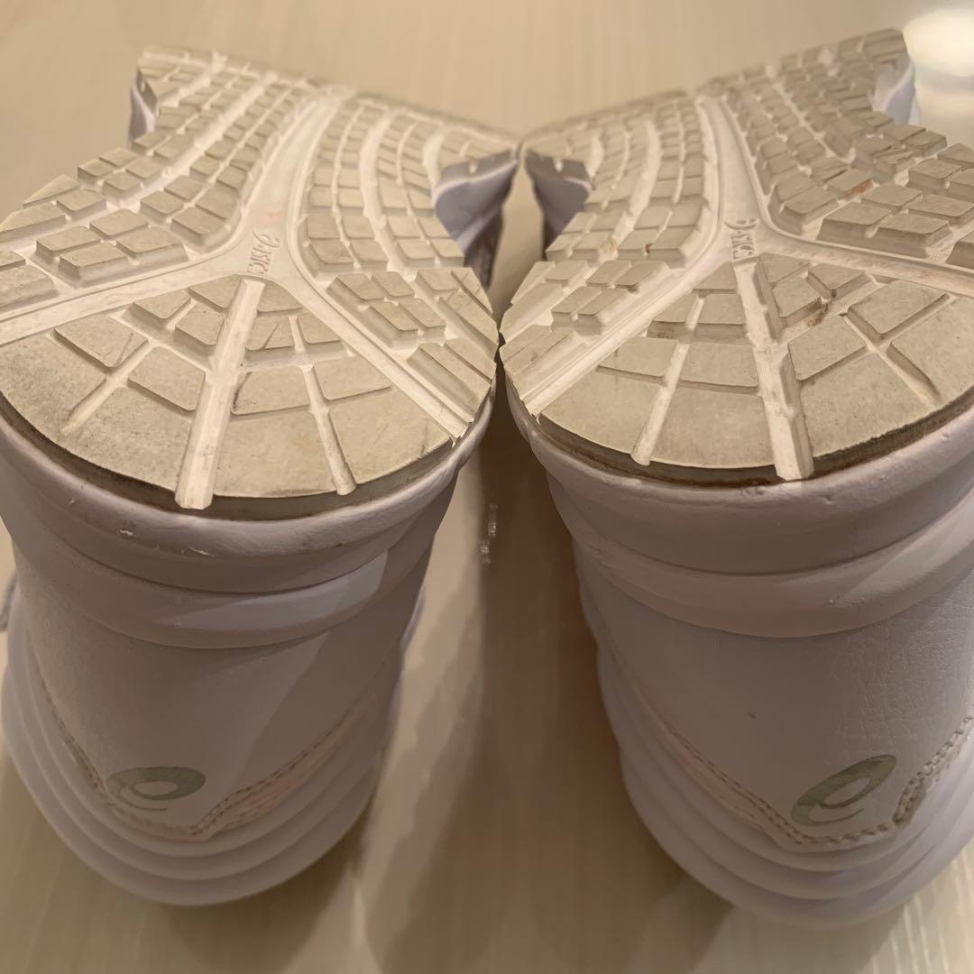 ASICS ホワイト ハイカット安全靴