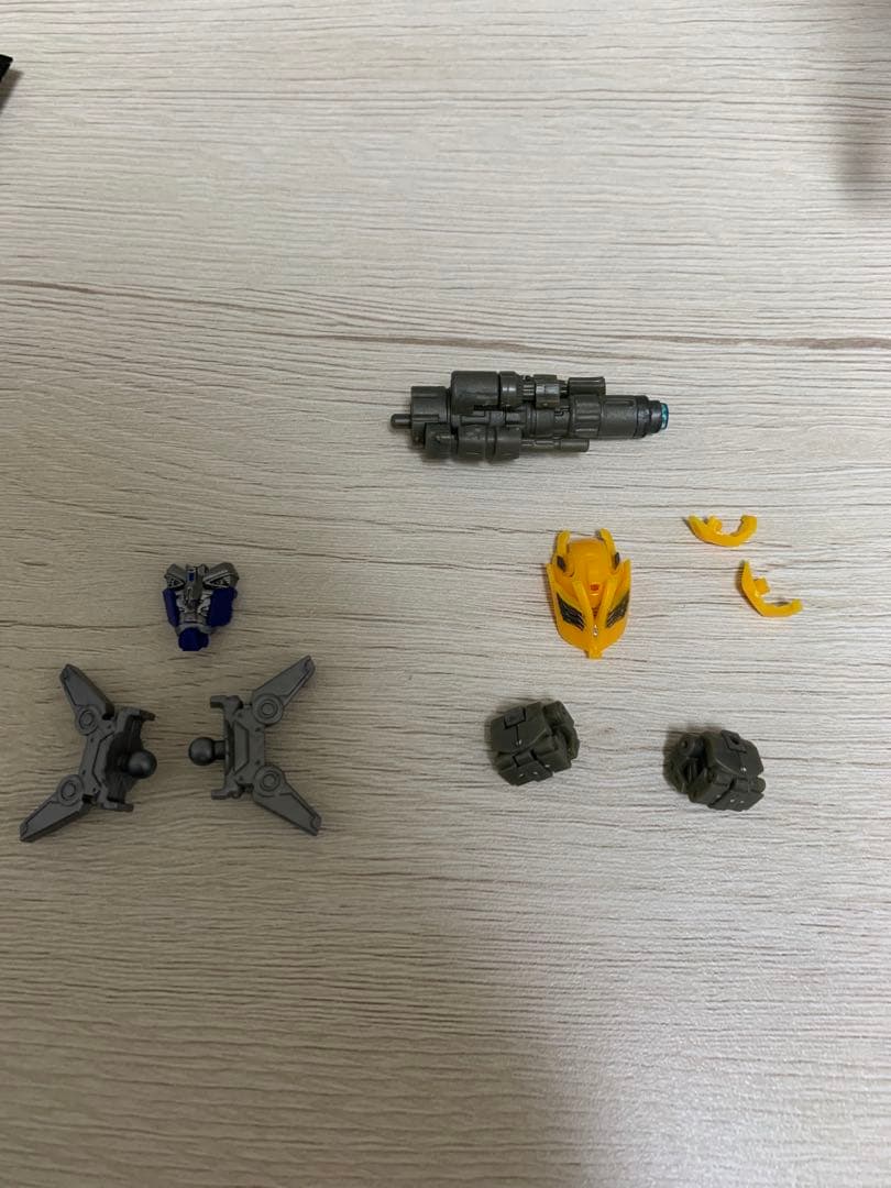 オプティマスプライム　バンブルビー　セット