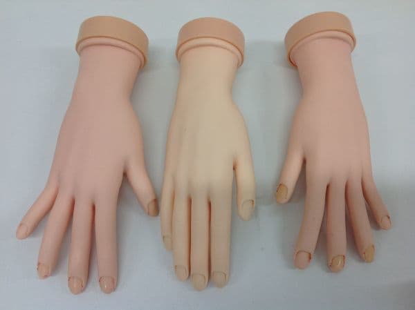 店舗・自宅サロンに！ ネイルサロン用品　備品まとめ  【ネイルサロン放出品】