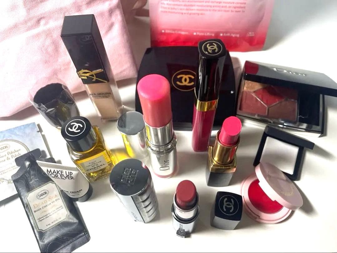 CHANEL、DIOR、YSLデパコス等まとめ売り