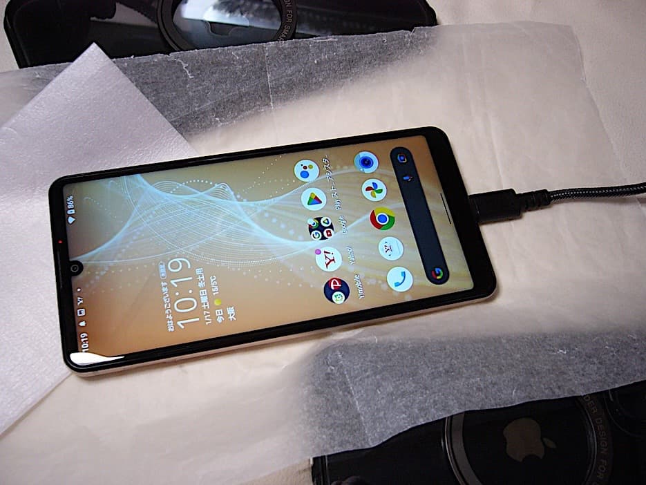 携帯電話本体 AQUOS sense4 basic