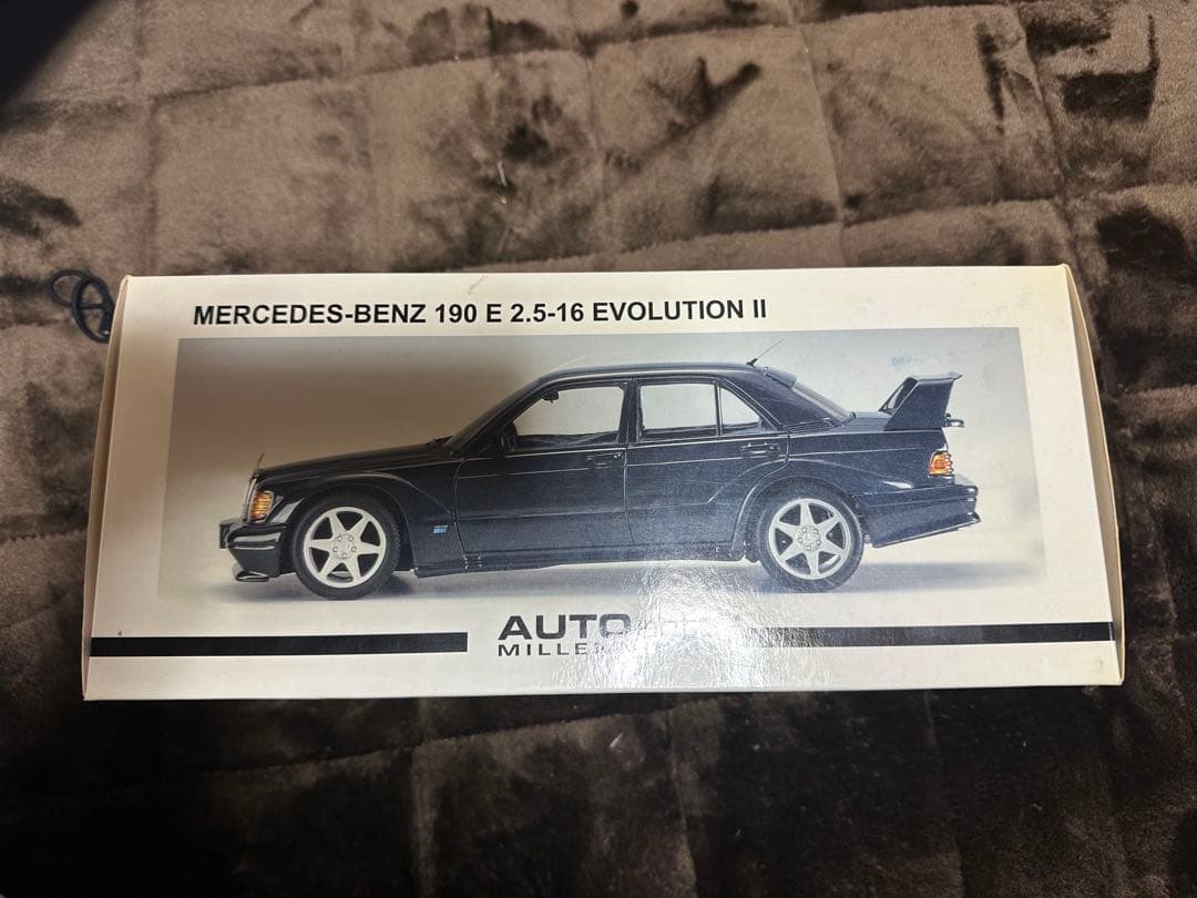 ミニカー Mercedes-Benz 190 E 2.5-16 Evolution II