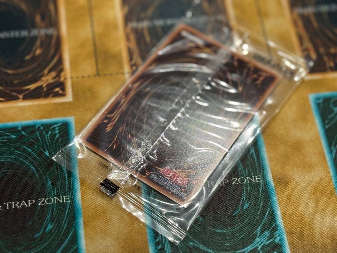 遊戯王 異次元の女戦士 プリズマ DKC 未開封