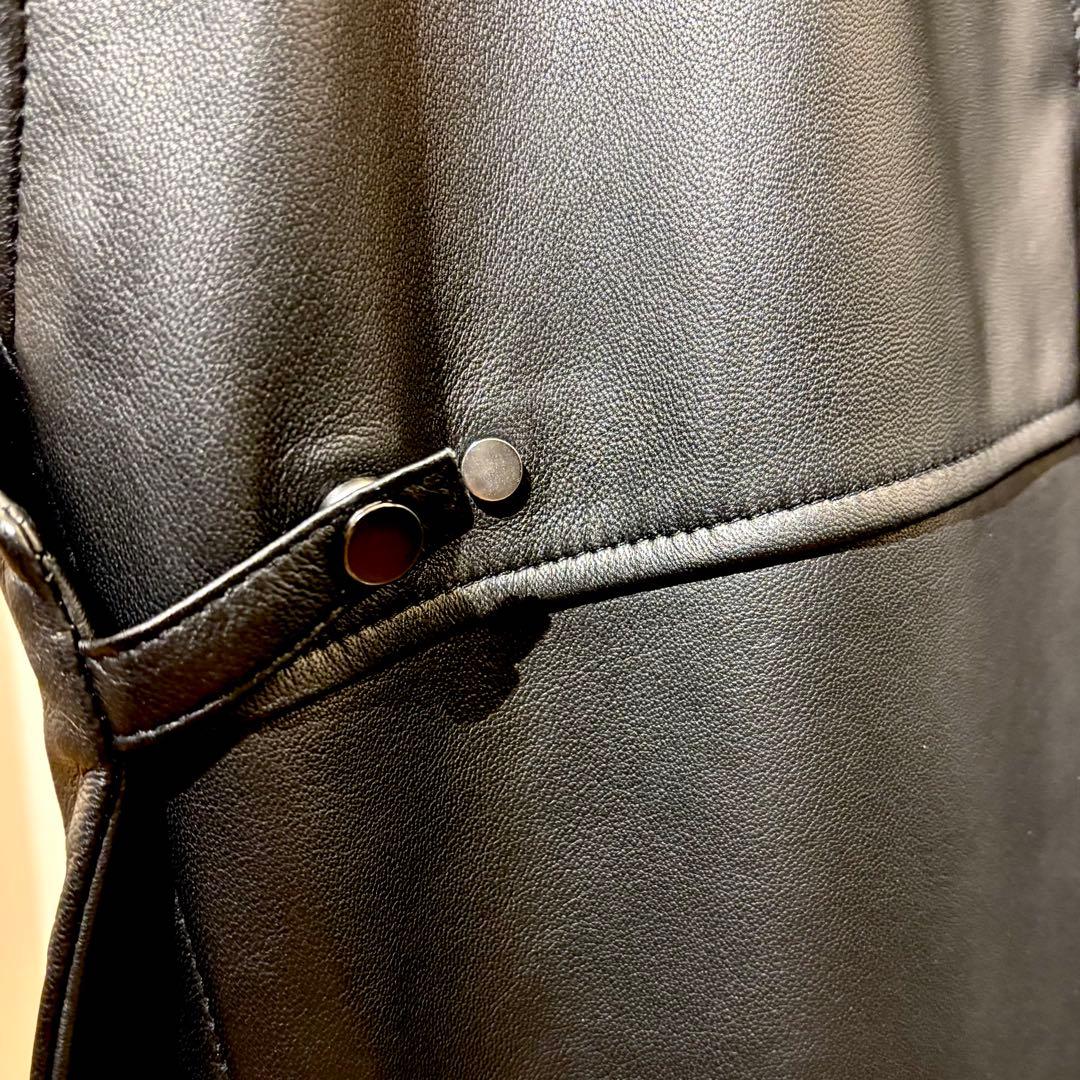 美品 CCU レザーベスト フリーサイズ ライダース レザー