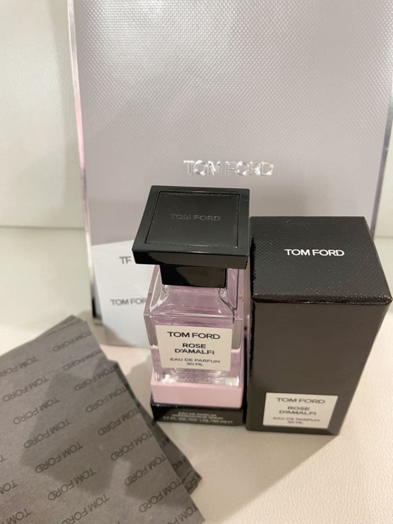 トムフォード　ローズダマルフィ　オードパルファム　50ml