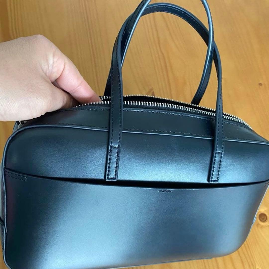 ヤーキ　ヴィリーナ別注　スクエアハンドバッグ　お受験　バック　ネイビー