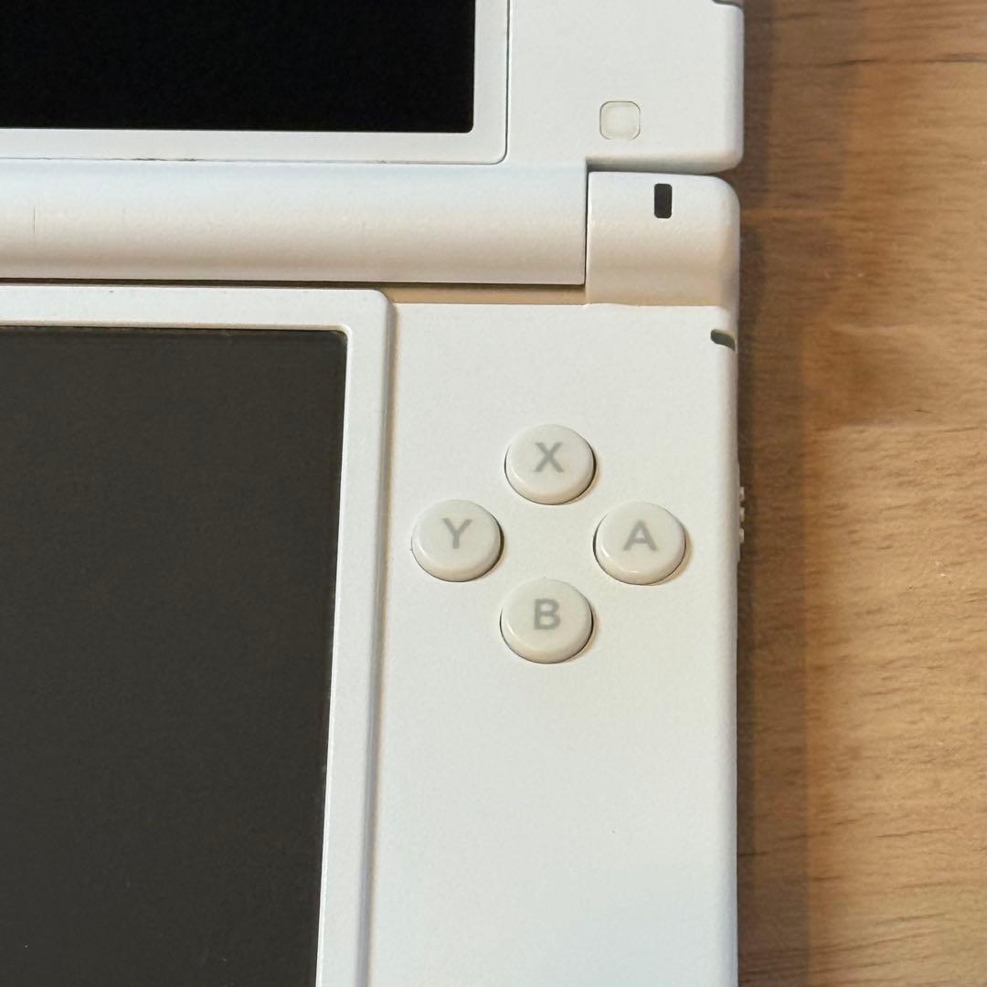 7-121 ニンテンドー3DS LL ピンク×ホワイト 箱付き