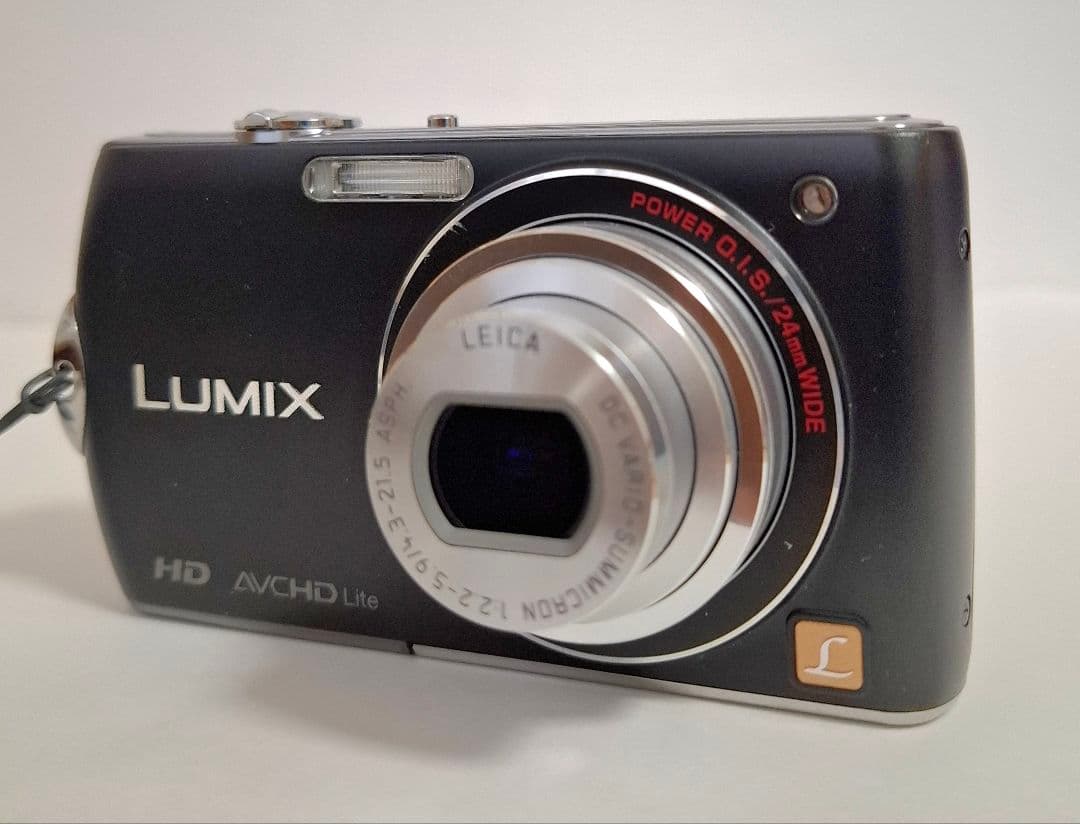[美品] パナソニックPanasonic LUMIX DMC-FX70 コンデジ