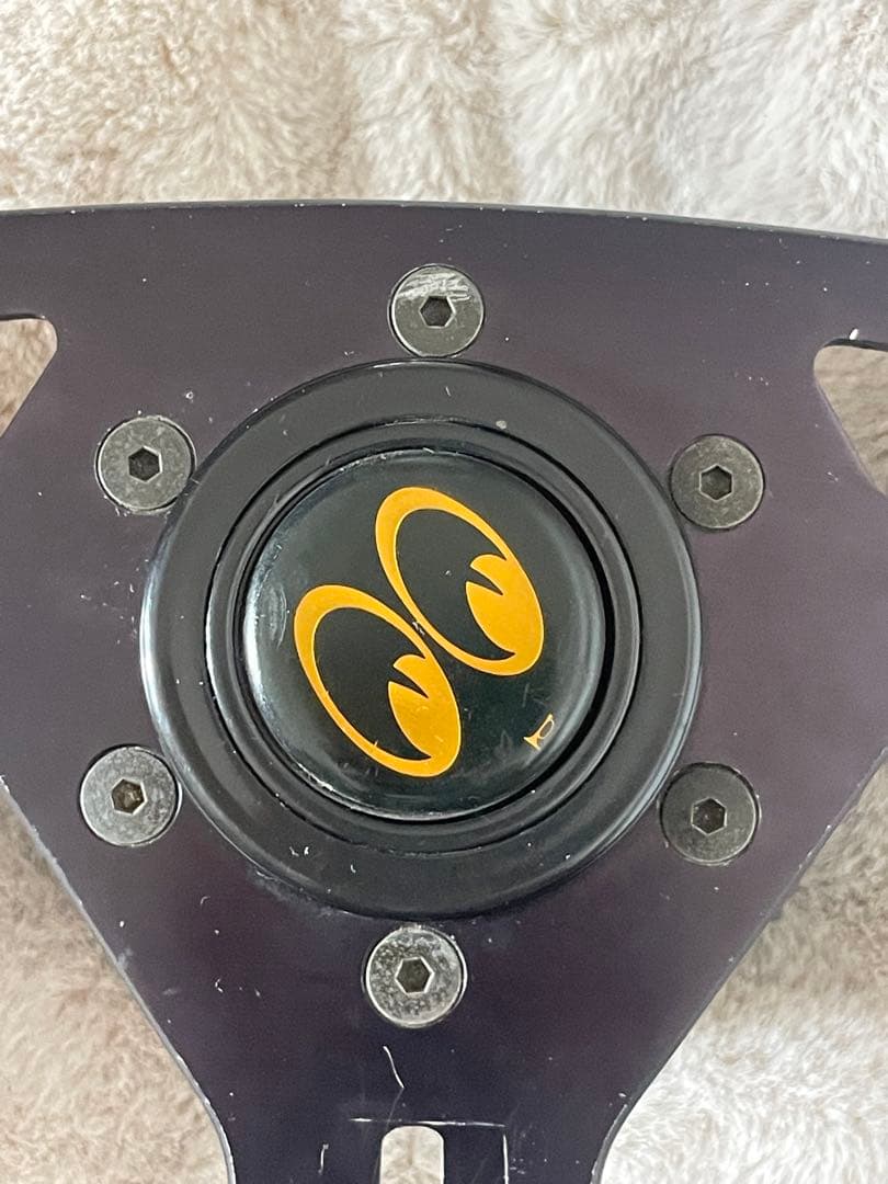 MOMO steering wheel racing model イタリア製