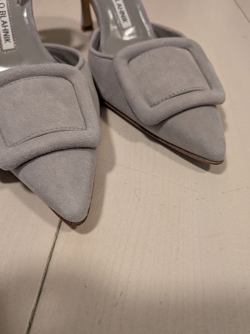 MANOLO BLAHNIK グレー ポインテッドトゥ ミュール