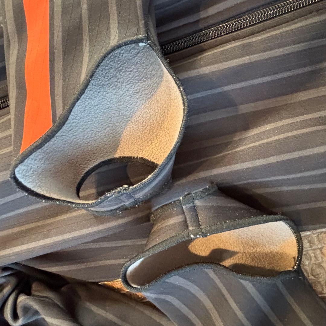 ロシニョール　スキースーツ　ウェア　ジュニア　パッド　Dynastar