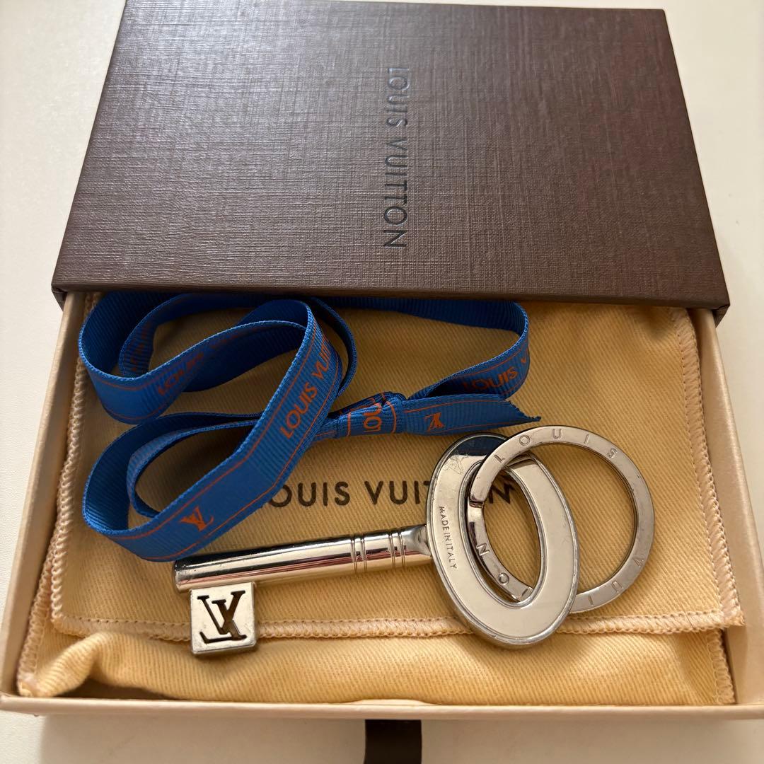 LOUIS VUITTON ルイヴィトン　ポルトクレ・トラベル キー