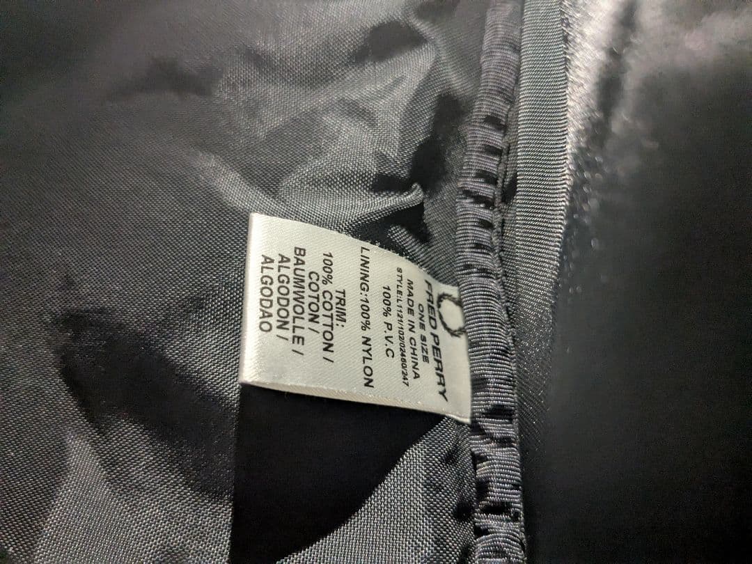 FRED PERRY ドラムバッグ 黒/黄ショルダーバッグ