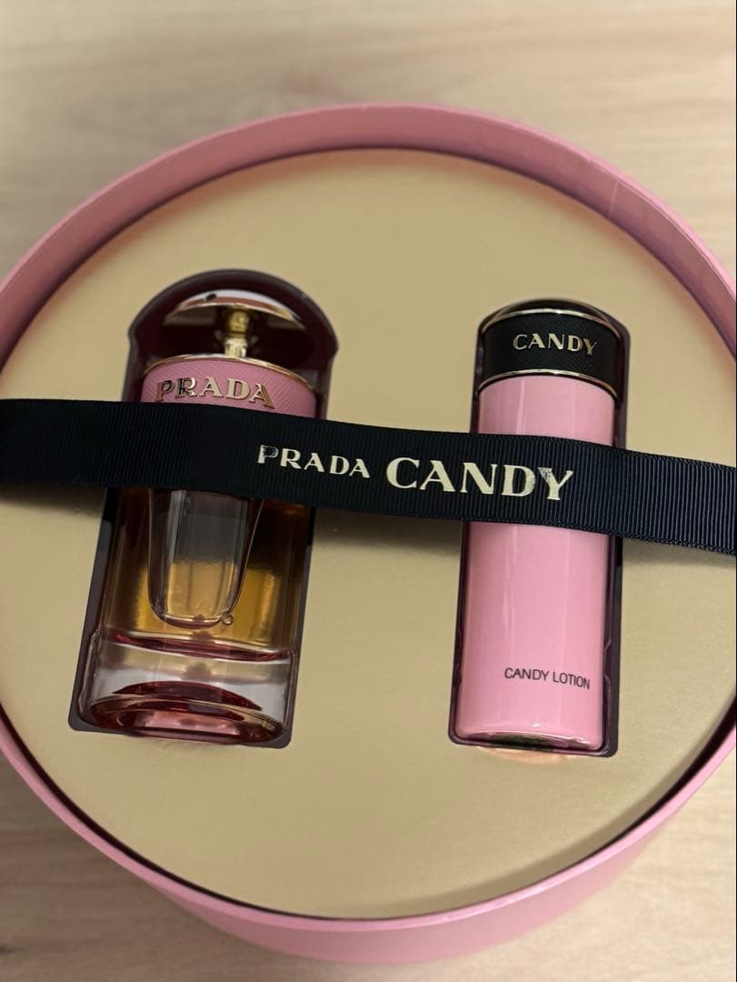 香水　PRADA　キャンディ　フロラーレ　オードトワレ 50ml セット商品
