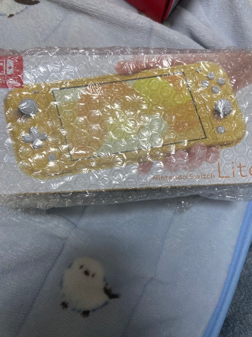Nintendo Switch Lite イエロー 本体未使用