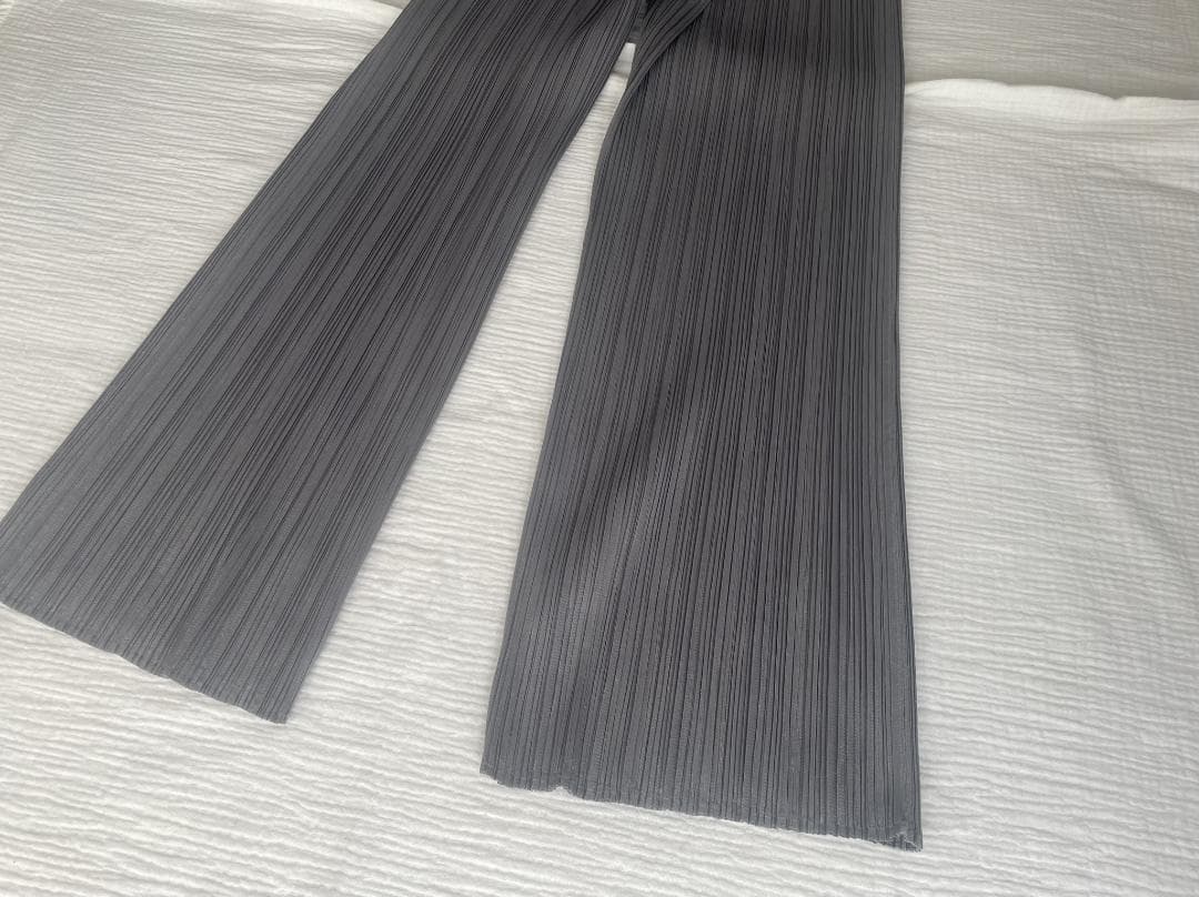 PLEATS PLEASE／イッセイミヤケ イージーパンツ 【中古】サイズ1