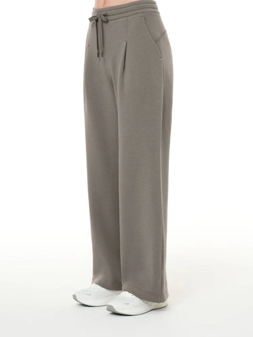 Andar Mildmooth フリース ワイドパンツ　ショート　M 新品