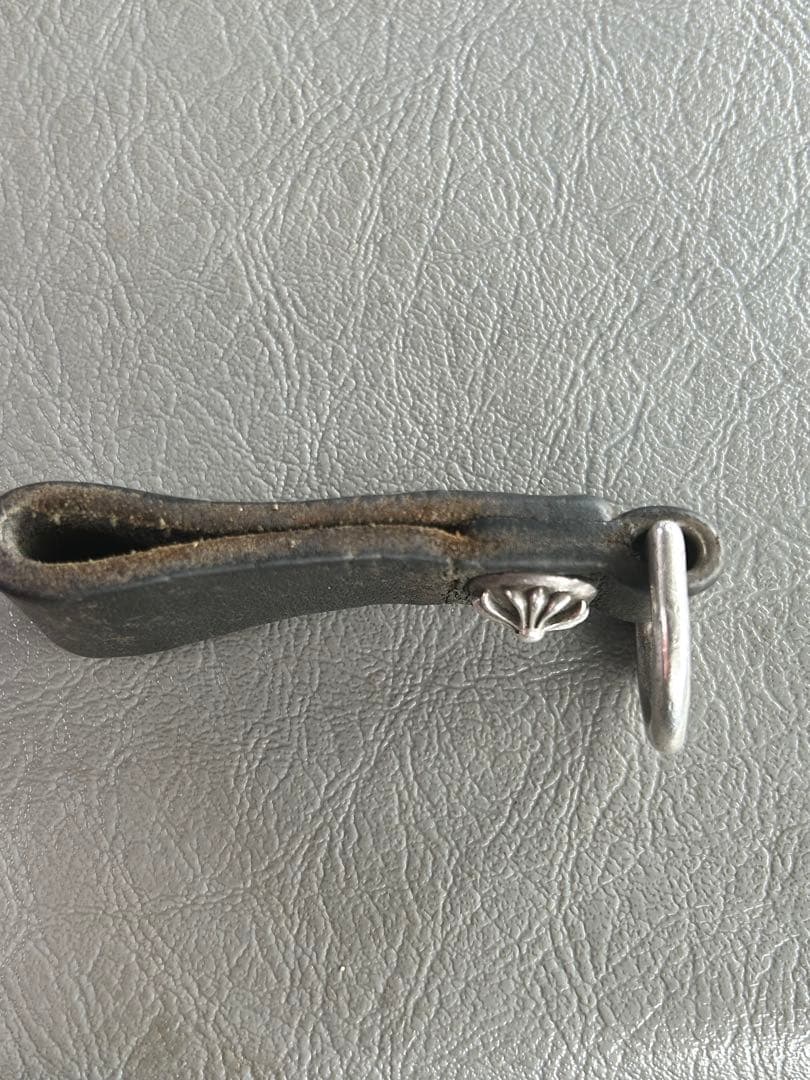 リ*ロ様 クロムハーツ　ベルトループ　クロスボール