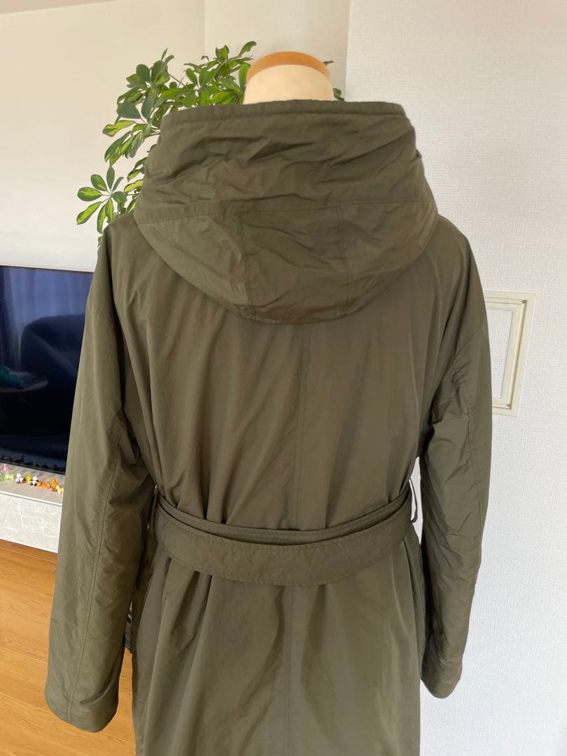 MOGA フード付き軽量ロングコート