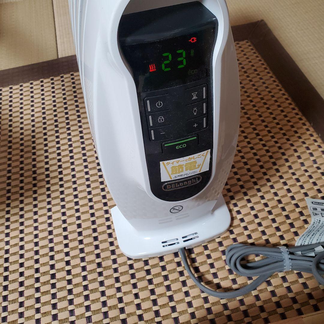 DeLonghi デロンギ　NJ0505E オイルヒーター ホワイト