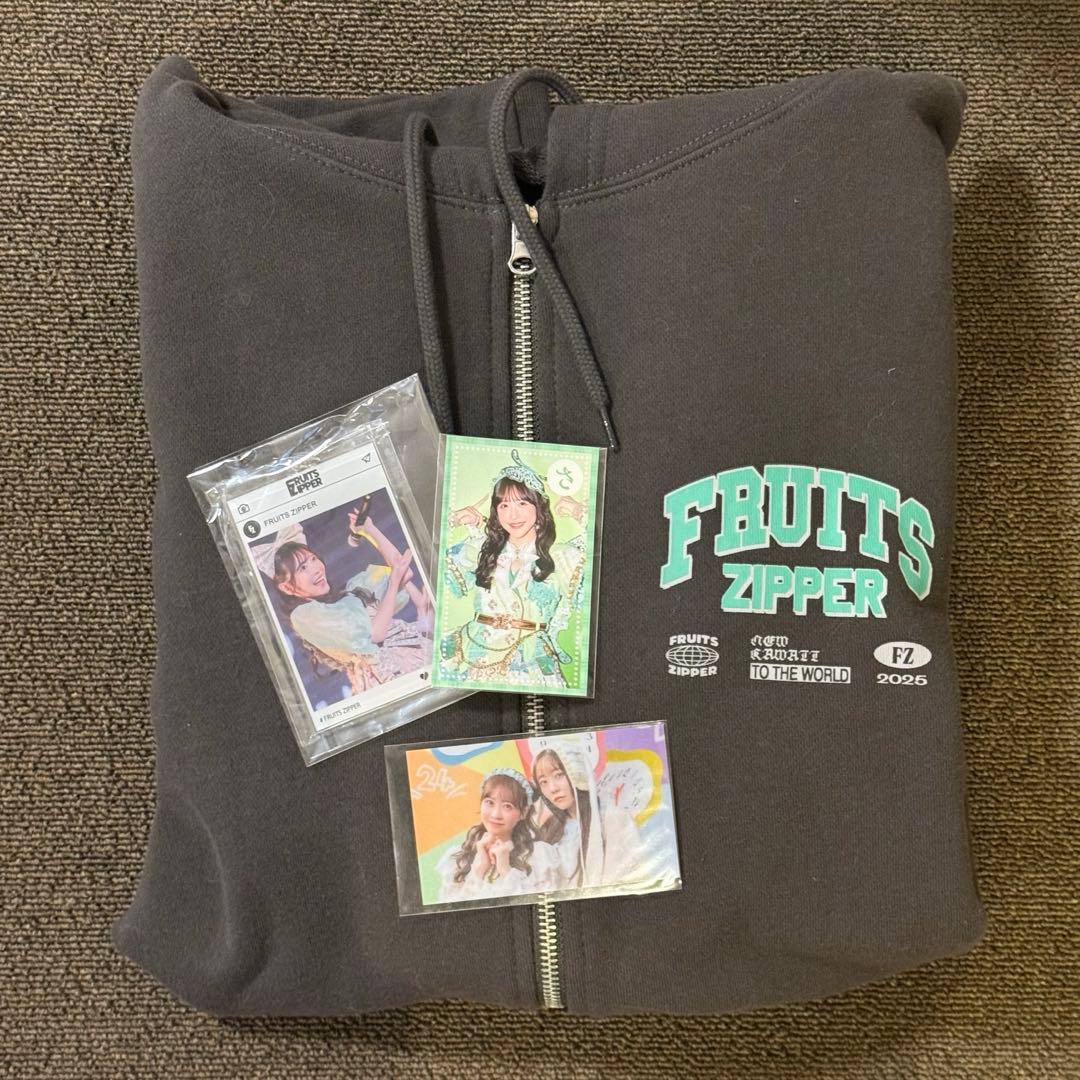 FRUITSZIPPER 櫻井優衣 パーカー トレカ キーホルダーセット