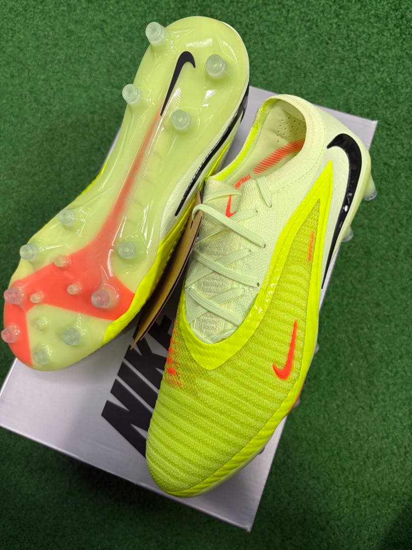 新品　限定　特価　ナイキ　ファントム 6 LOW エリート AG 25cm