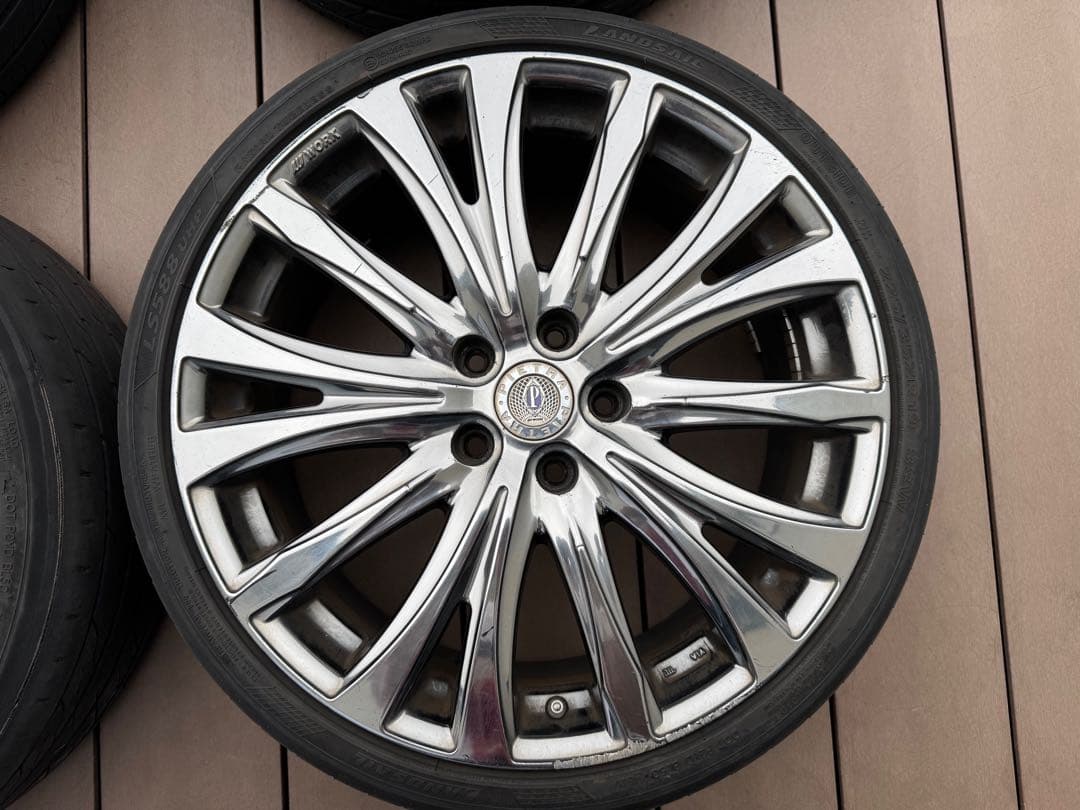 WORK PIETRA 19インチ 4本セット　ホイールロック付き！