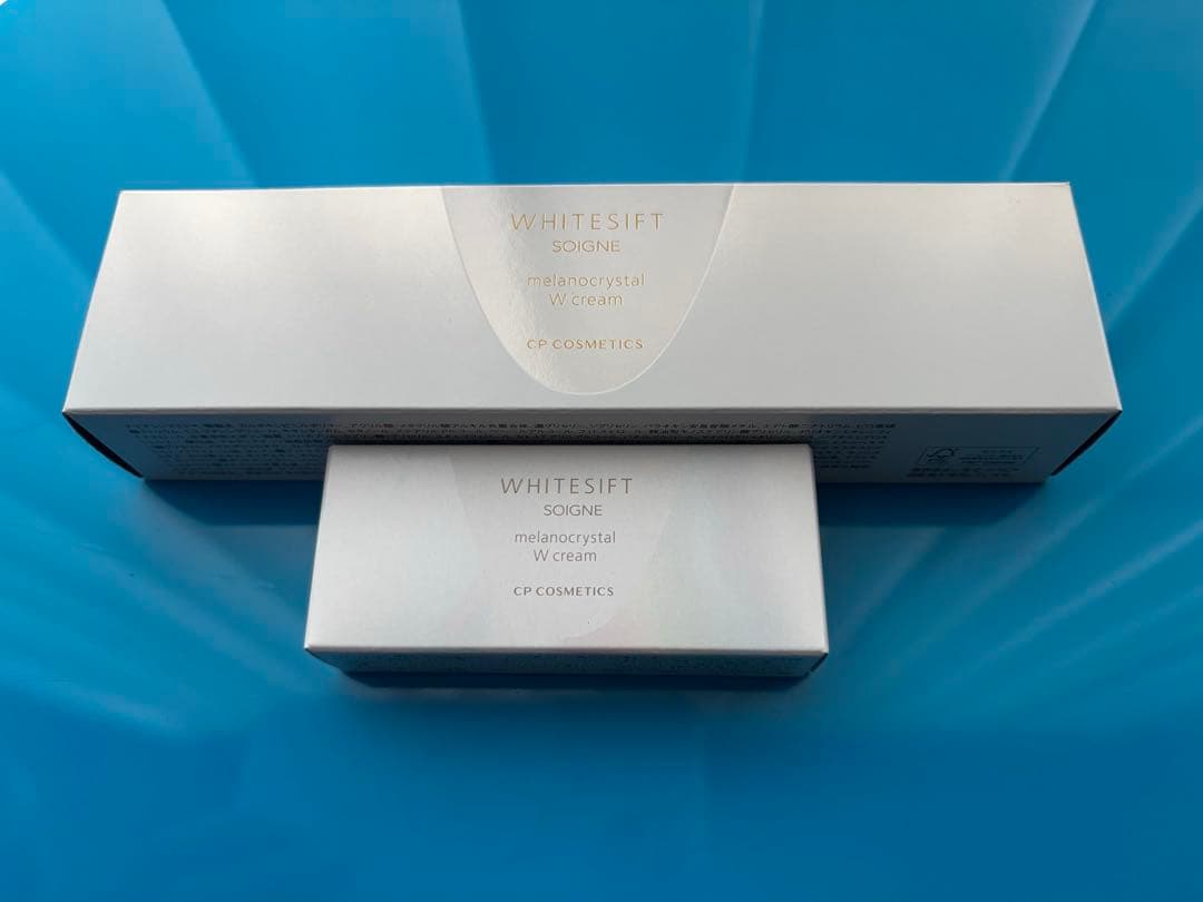 ソワーニュ　ホワイトシフト　メラノクリスタル　Wクリーム　ミニ付き
