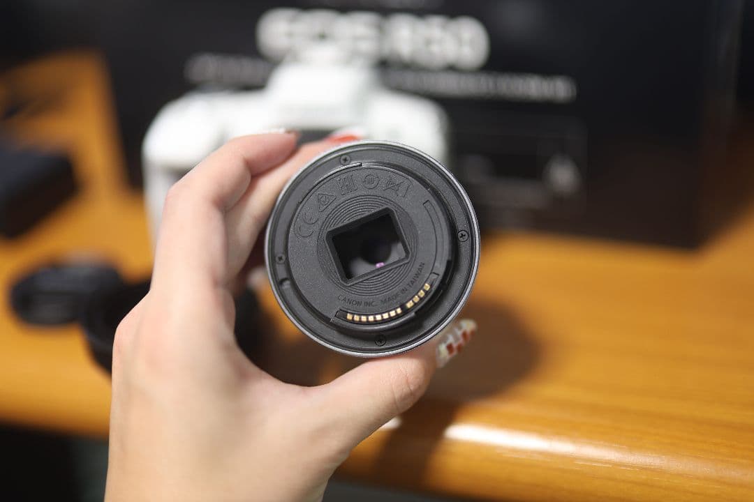 Canon EOS R50 ホワイトレンズキット