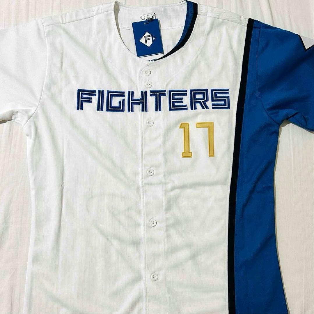 伊藤大海　北海道日本ハムファイターズ　春季キャンプ　直筆サイン　ユニ　証拠あり