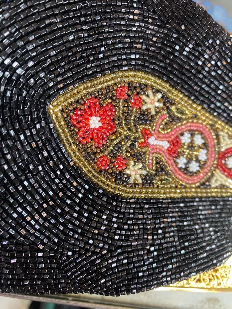 ビーズ装飾のクラッチバッグ　ルミー　ハシモト　皇帝御用達　ヴィンテージ バッグ