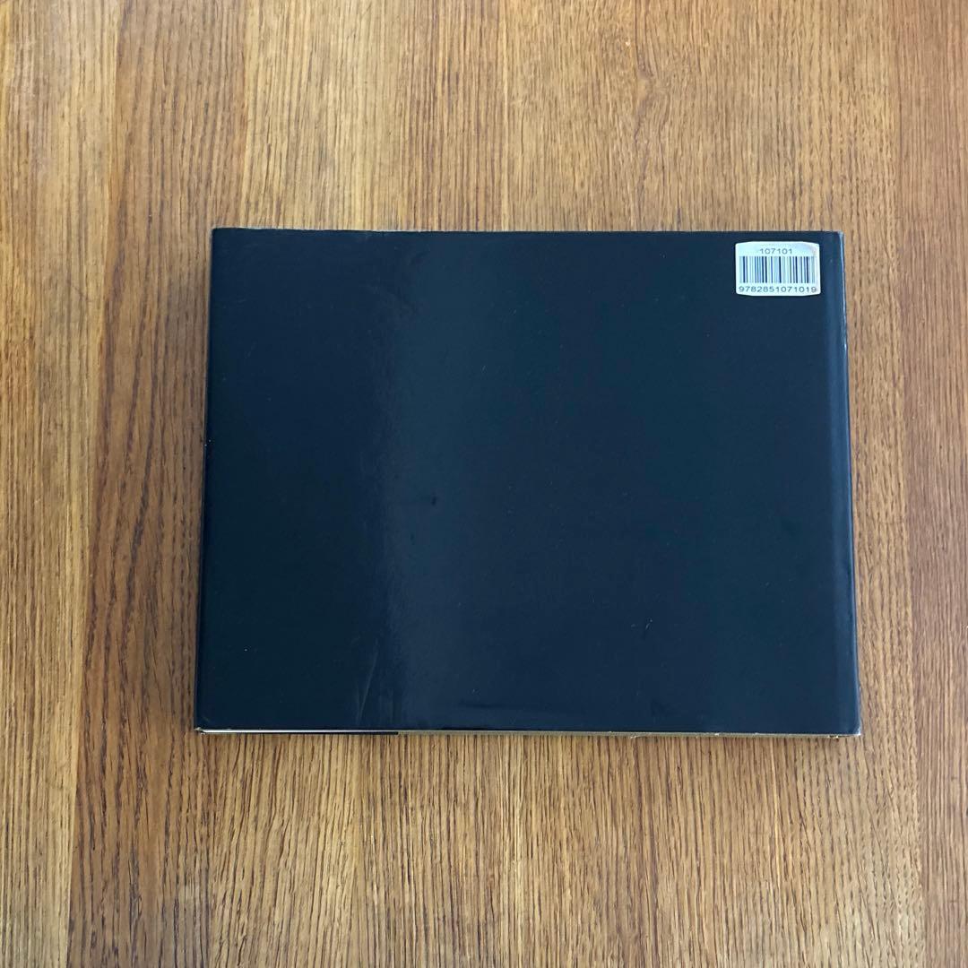 SARAH MOON サラ・ムーン『Souvenirs Improbables』